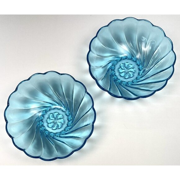 VTG Set 2 Turquoise Aqua 9"x3" Hazel-Atlas Capri Swirl Glass Serving BOWLS EUC - Picture 3 of 4